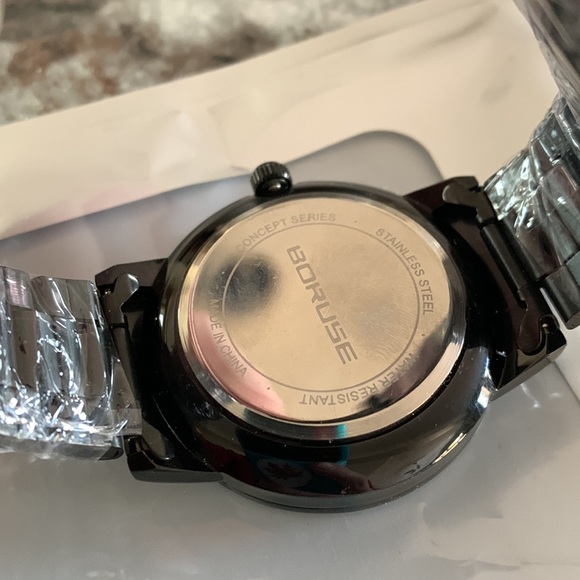 Slick-like-a-car-rim BORUSE Mens Watch - Picture 6 of 15